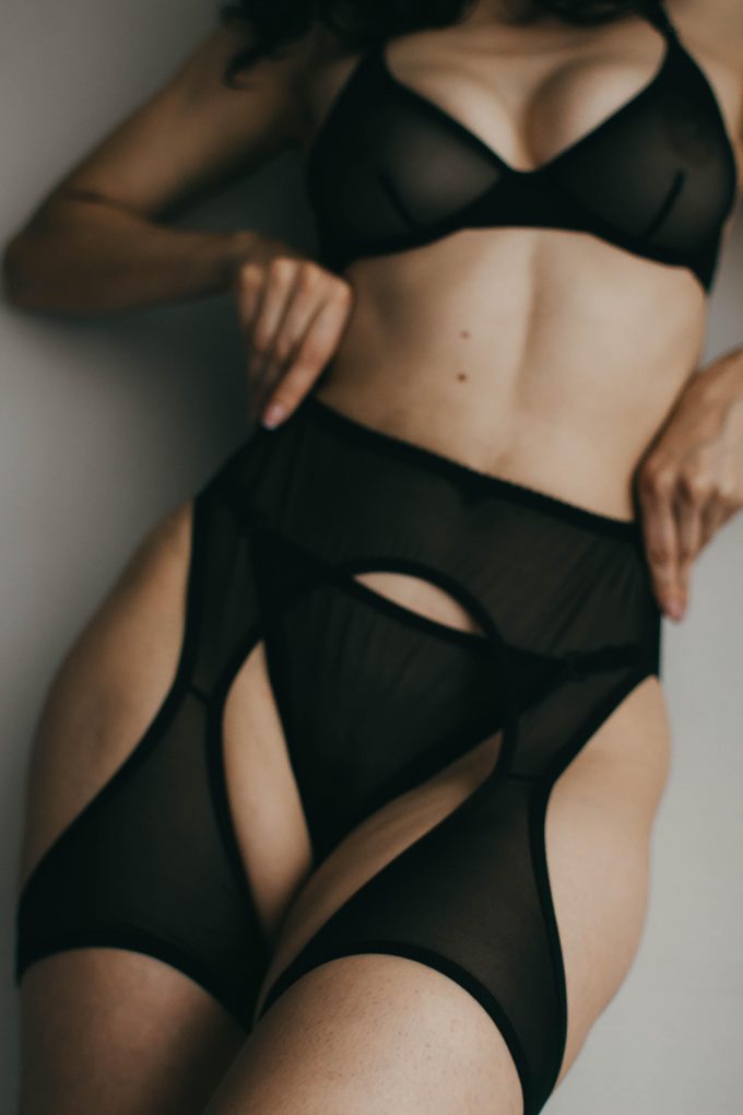 Set Disappearance (with garter belt) - Image 18